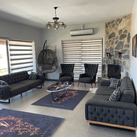 Detached With Private Pool And Sea View Willa Gonen
